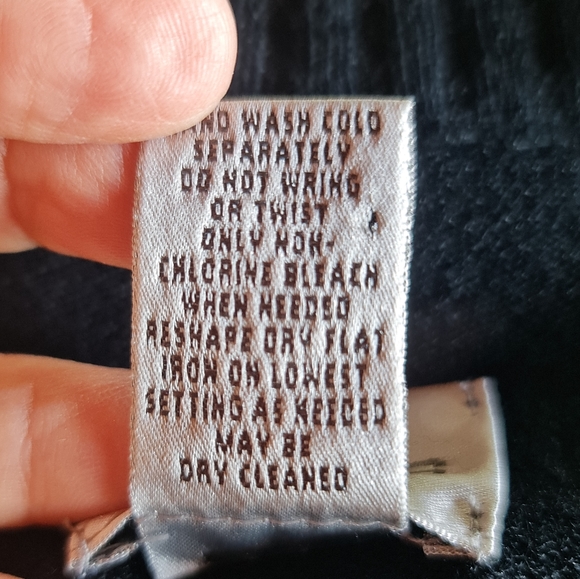 Chico's Open Shawl Front Sweater Ribbing Semi-Sheer Black EUC Size 1 - Picture 6 of 6